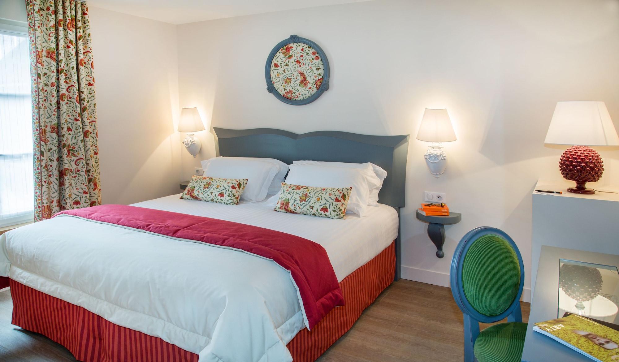 קור-שברני Relais Des Trois Chateaux Hotel-Restaurant - Teritoria מראה חיצוני תמונה