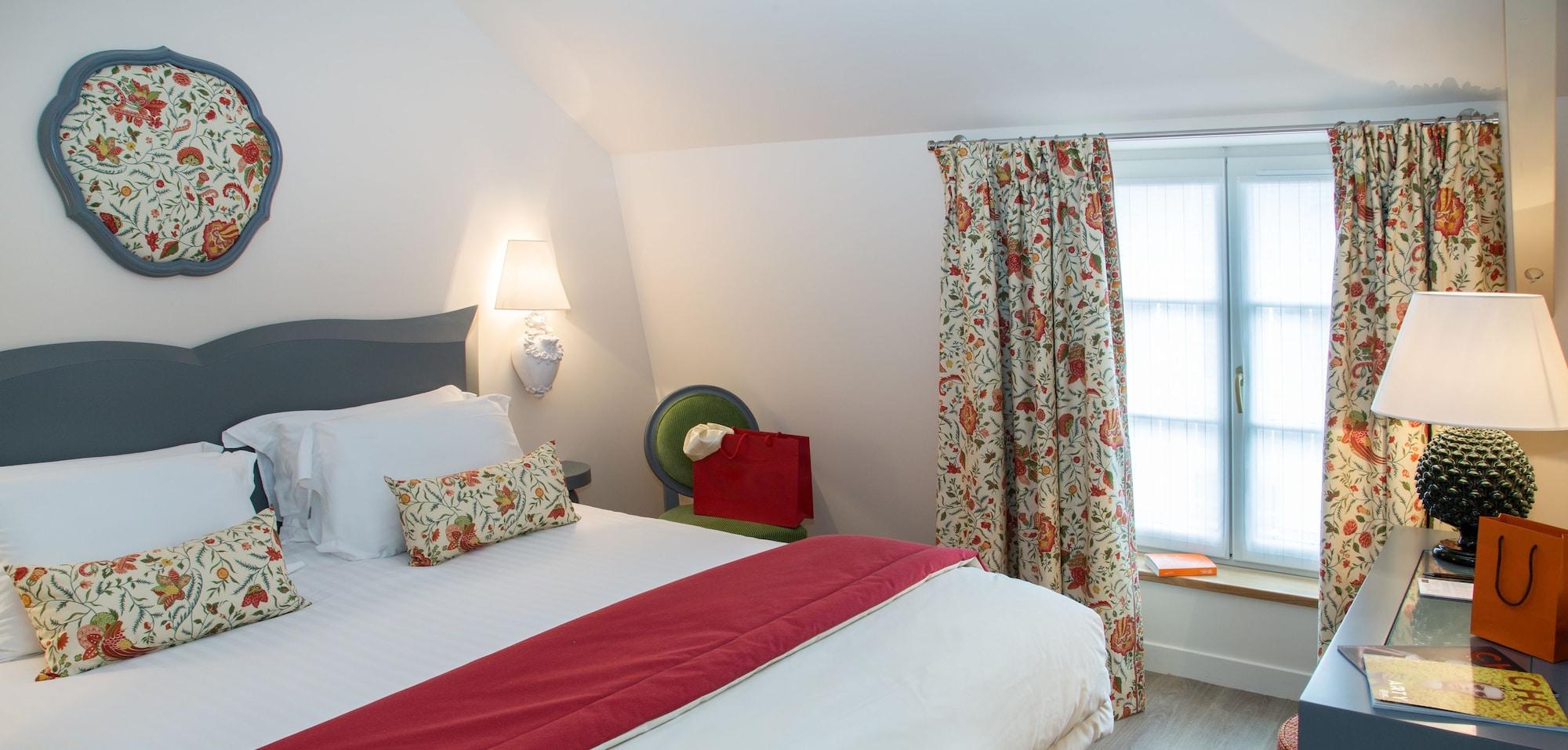 קור-שברני Relais Des Trois Chateaux Hotel-Restaurant - Teritoria מראה חיצוני תמונה