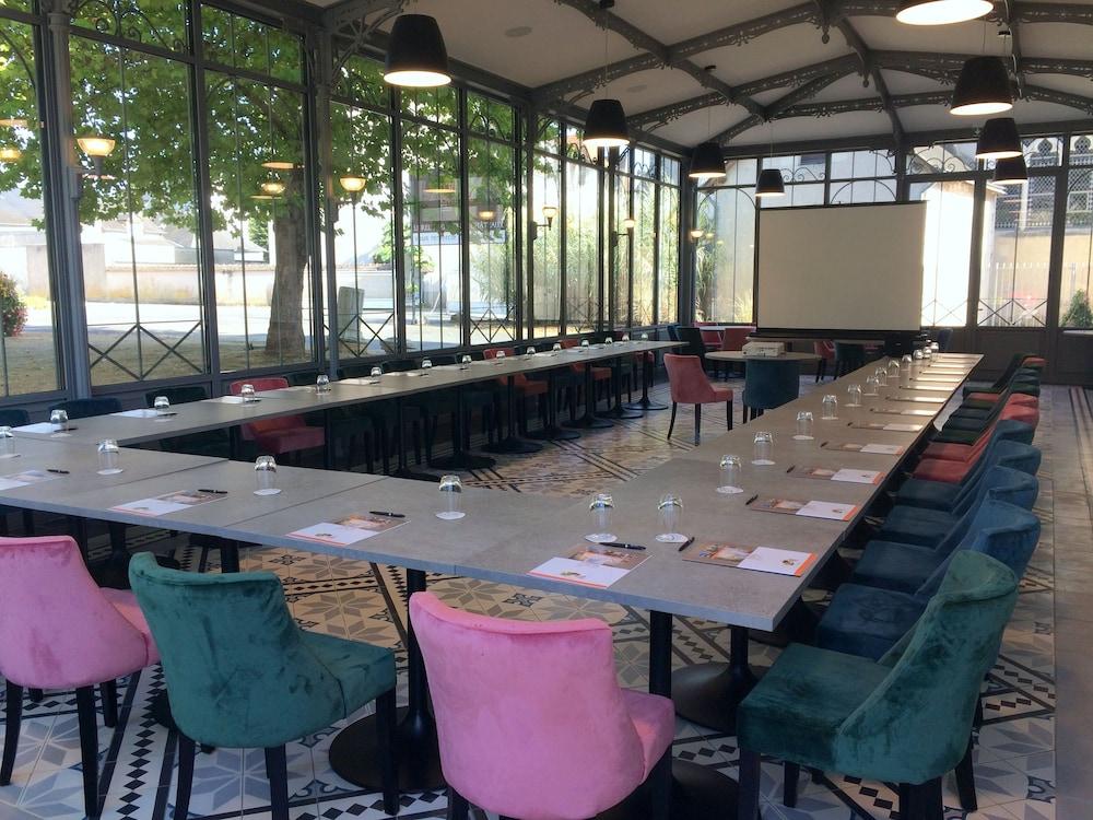 קור-שברני Relais Des Trois Chateaux Hotel-Restaurant - Teritoria מראה חיצוני תמונה